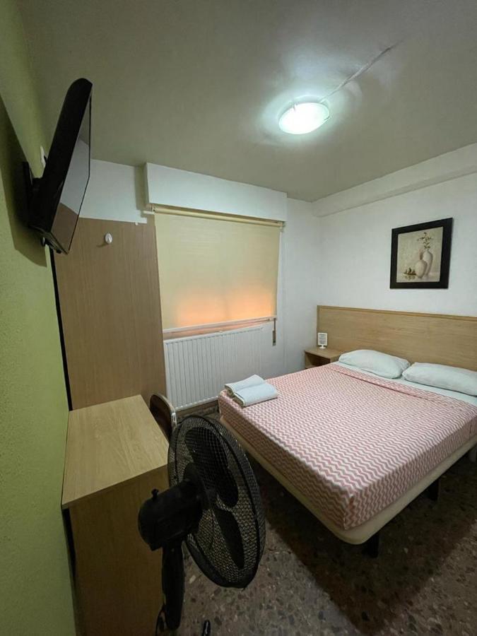 Hostal Milmarcos Saragossa Exterior foto